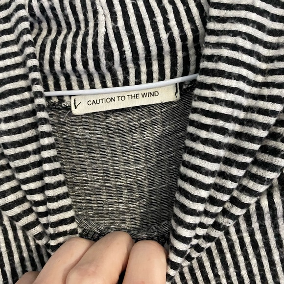 Soft sweater blouse - Picture 2 of 2